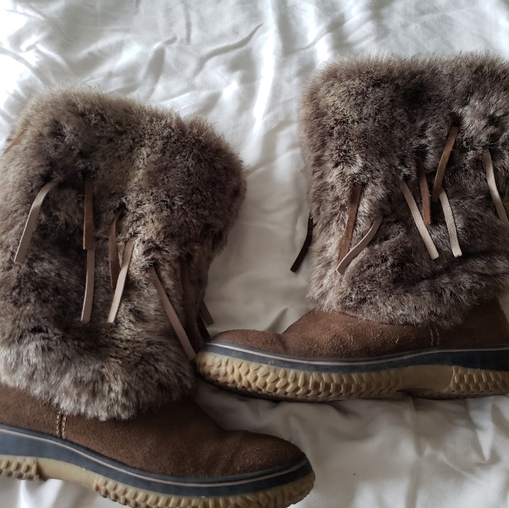 Bos. & Co. Fun Fur Boot - Picture 1 of 7